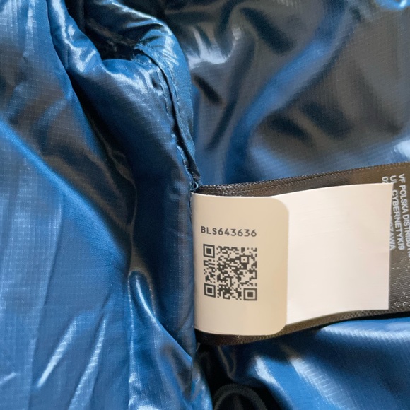 The North Face Women’s Nuptse Belted Mid Jacket - Picture 8 of 12